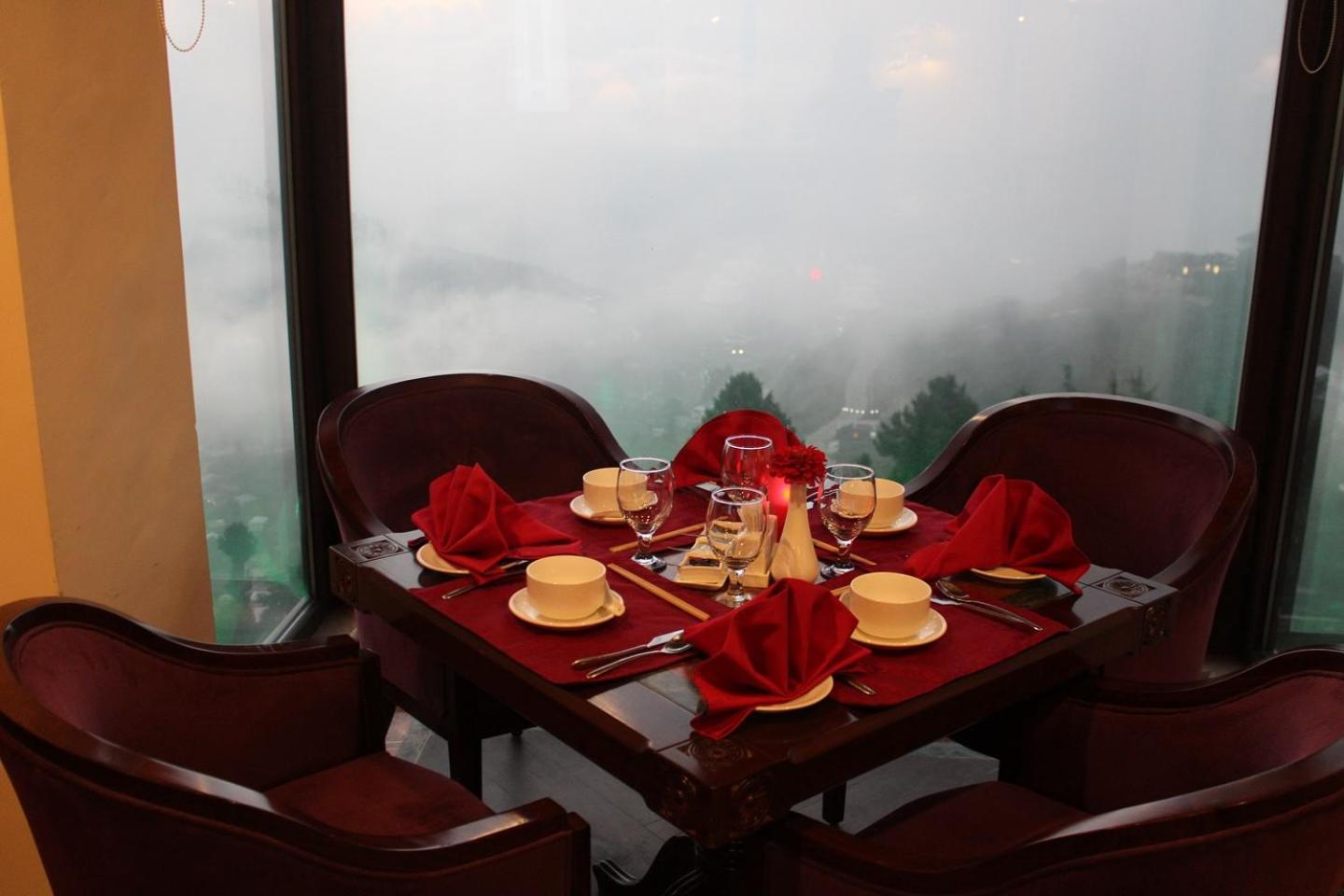 Pearl Continental Hotel Malam Jabba Exterior photo